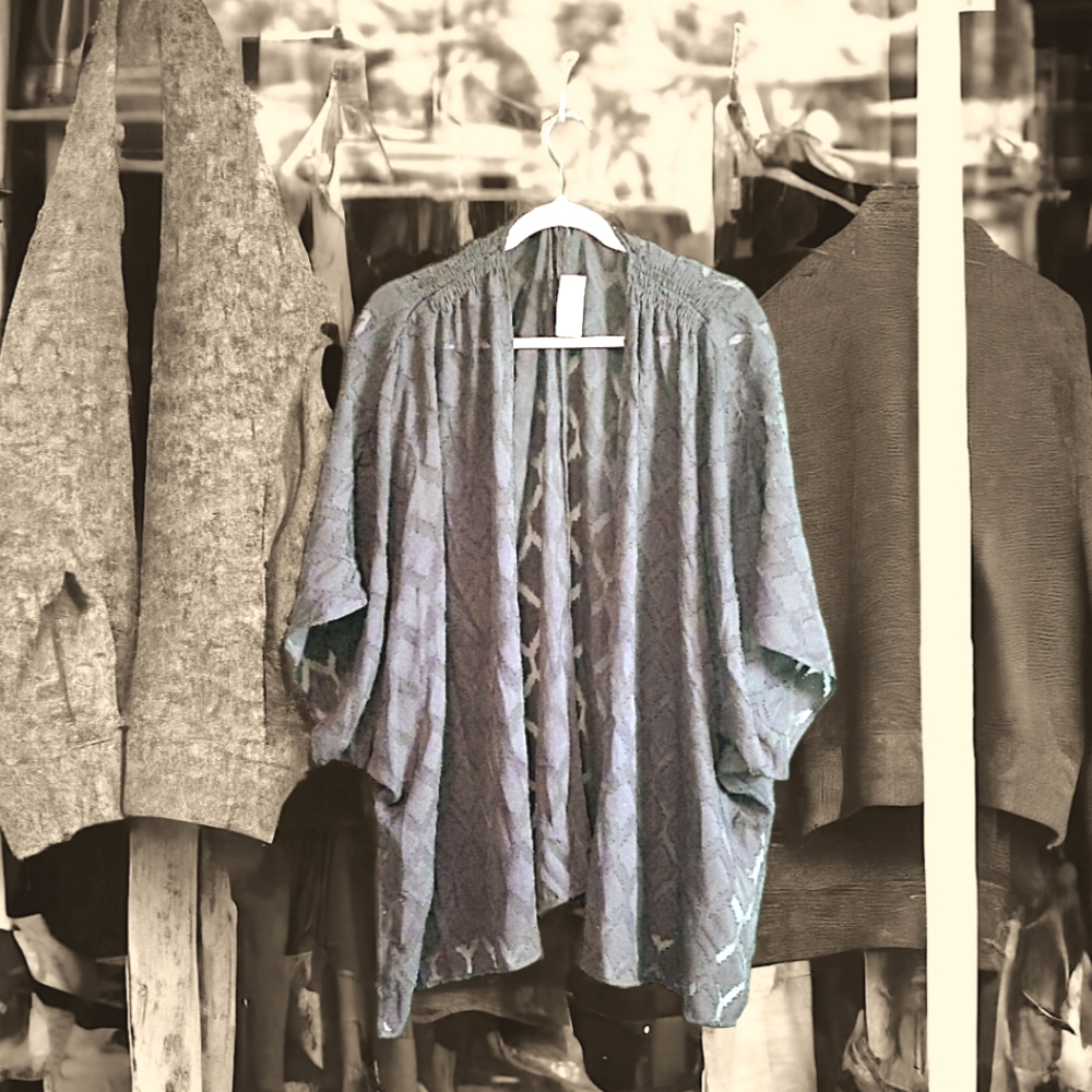 Maurices Textured Diamond Pattern Kimono - OS - NWTs